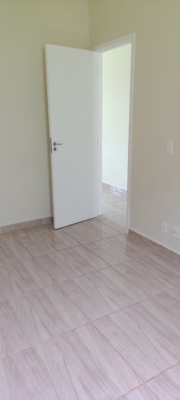 Casa à venda com 2 quartos, 54m² - Foto 32