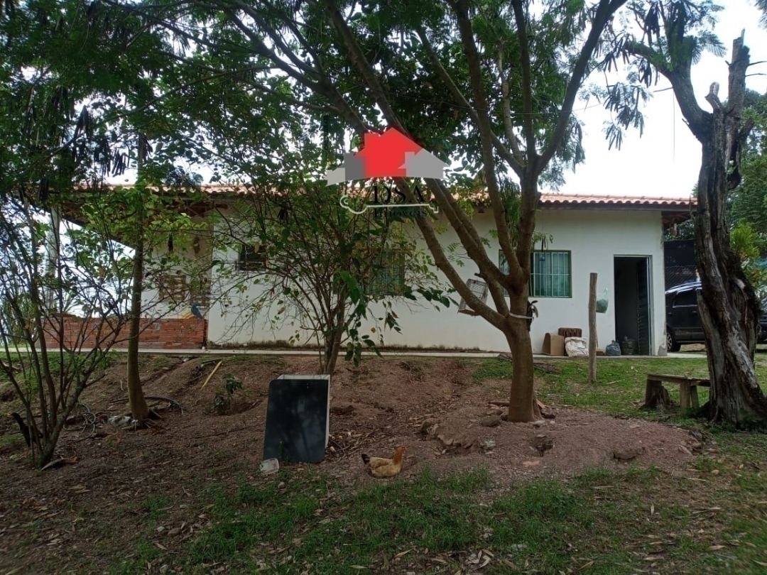 Fazenda à venda com 2 quartos, 120m² - Foto 1