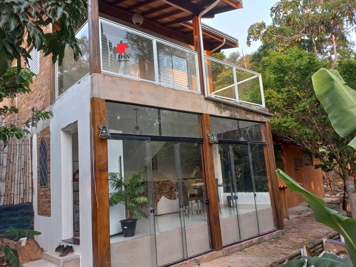 Fazenda à venda com 2 quartos, 300m² - Foto 1