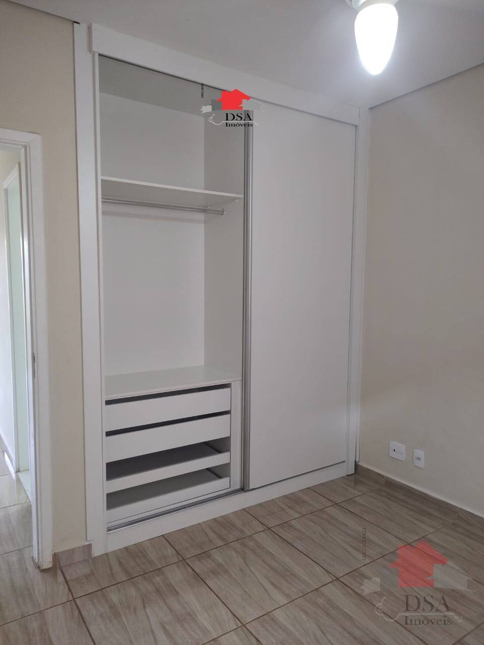 Casa à venda com 2 quartos, 54m² - Foto 43