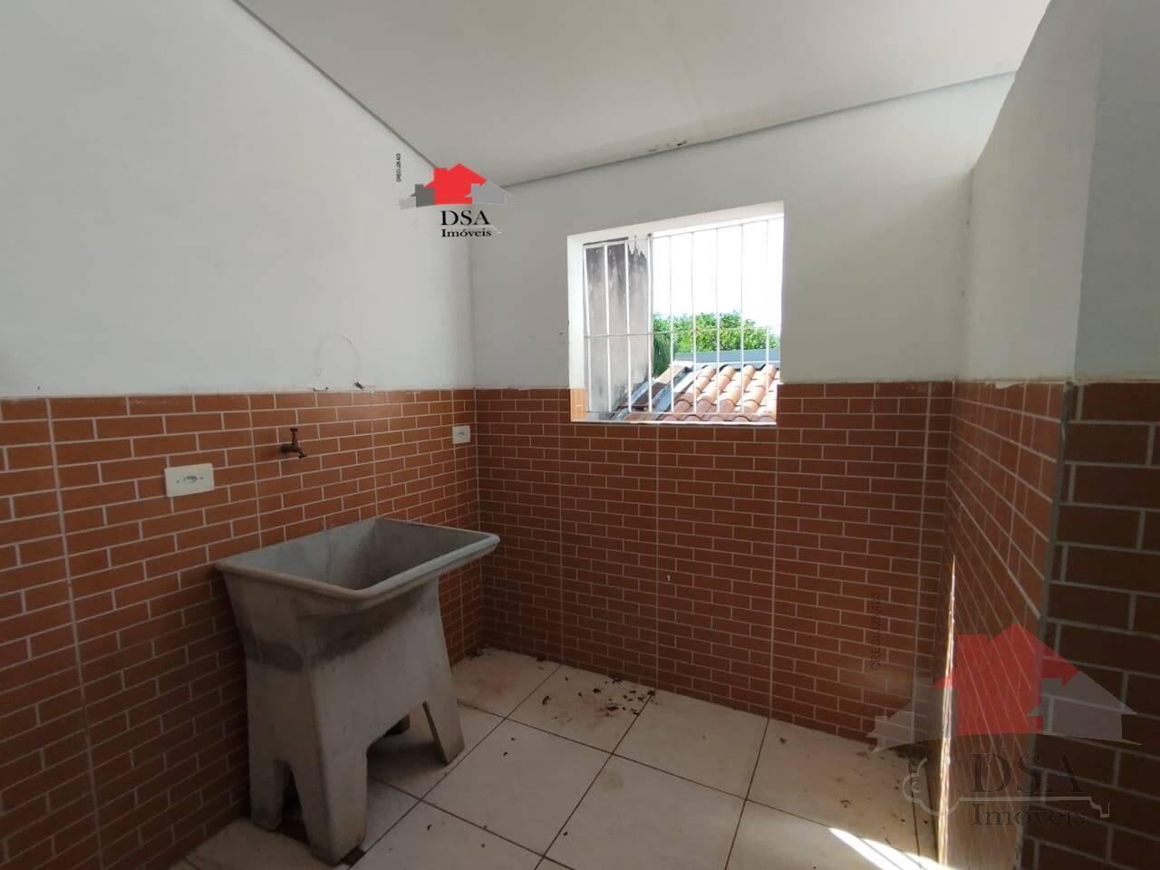 Casa para alugar com 1 quarto, 50m² - Foto 3