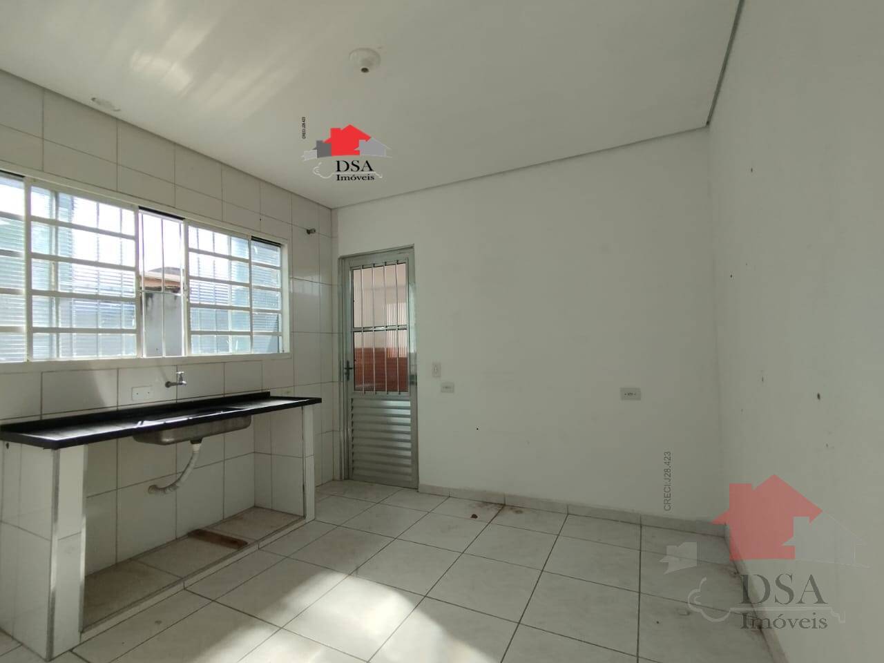 Casa para alugar com 1 quarto, 50m² - Foto 10